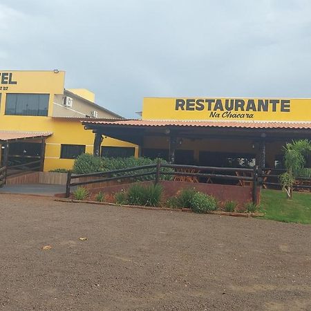Hotel E Restaurante Na Chacara Дорадус Экстерьер фото